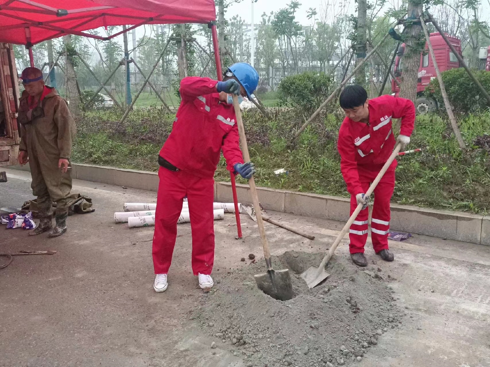 崇阳管道疏通哪家好】及时进行市政管道清淤